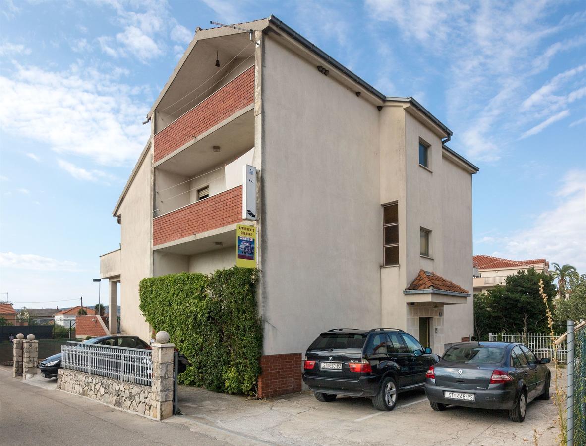 Ante Apartman *